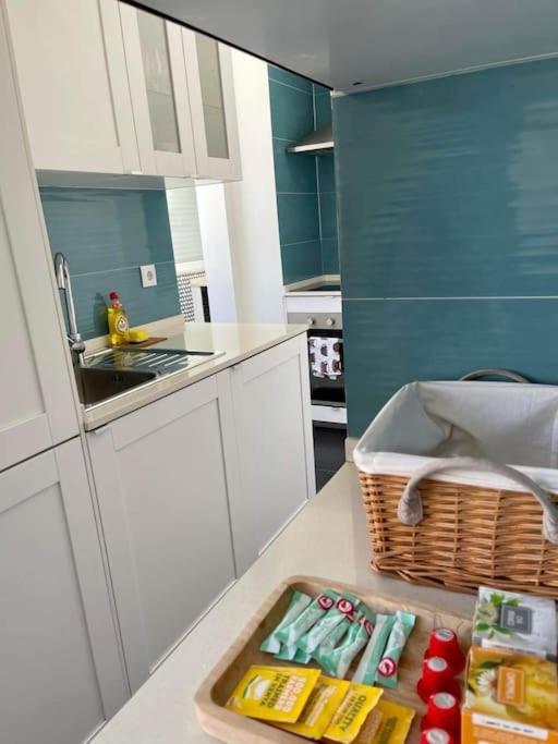 2 Bdrms Near Lx Factory Free Parking Apartment Lisbon